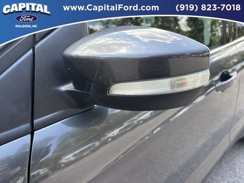 Used 2018 Ford Escape Titanium w/ Ford Safe & Smart Package FWD image 12