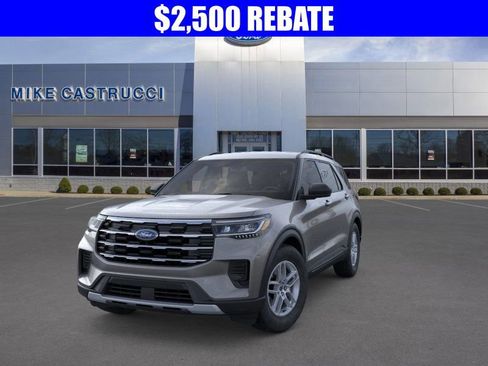New 2026 Ford Explorer Active image 2