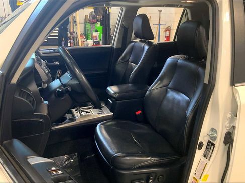 Used 2019 Toyota 4Runner Limited image 8