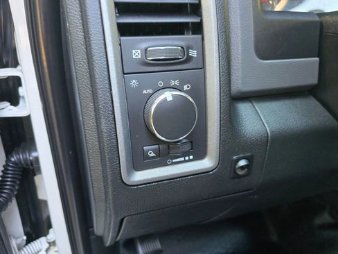 Used 2015 RAM 2500 Tradesman w/ Popular Equipment Group image 19