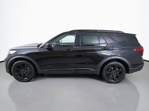 Used 2023 Ford Explorer ST-Line image 14