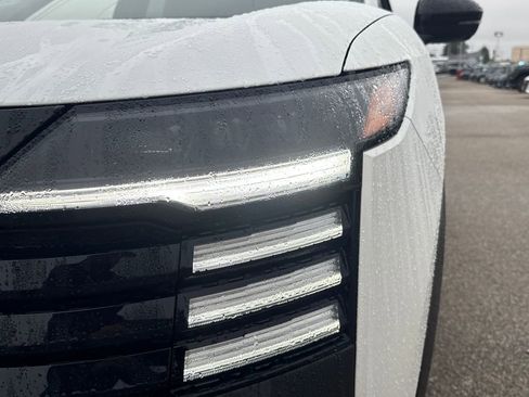 New 2026 Nissan Kicks SR w/ Cold Weather Package image 10