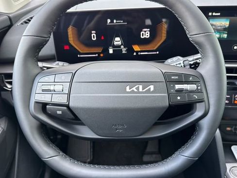 New 2026 Kia Sportage EX FWD image 28