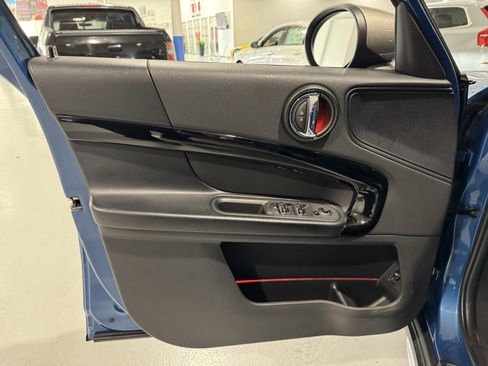 Used 2022 MINI Cooper Countryman S w/ Convenience Package image 23