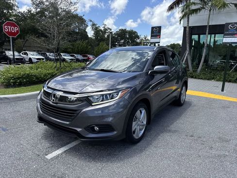 Used 2019 Honda HR-V EX image 9
