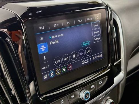 Used 2023 Chevrolet Traverse LT AWD/4WD image 14
