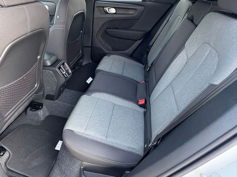 New 2026 Volvo XC40 B5 Core AWD/4WD image 21