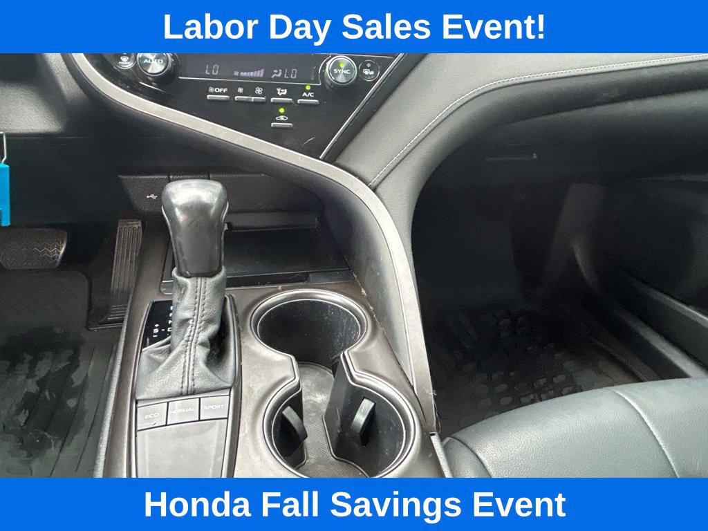Used 2022 Toyota Camry SE FWD image 16