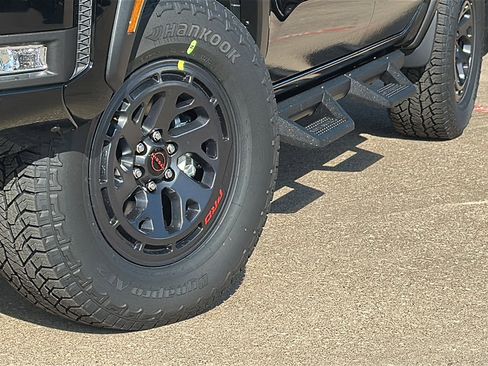 New 2026 Nissan Frontier PRO-4X w/ Pro Premium Package image 3