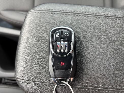 Used 2025 Buick Encore GX Preferred image 22