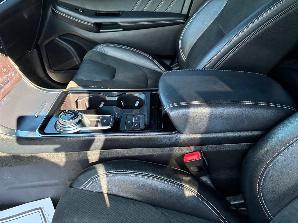 Used 2019 Ford Edge ST w/ Equipment Group 401A AWD/4WD image 17