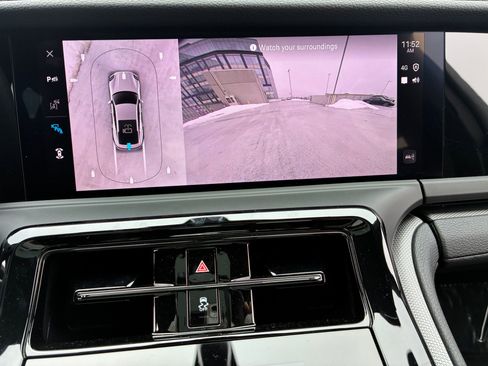 Certified 2025 Porsche Panamera image 30