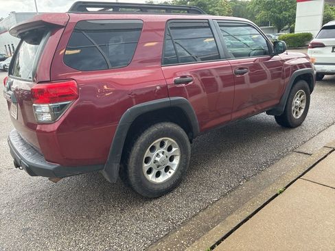 Used 2011 Toyota 4Runner Trail AWD/4WD image 3