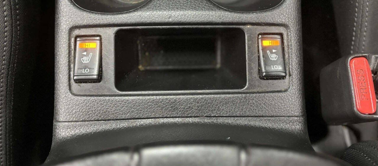 Used 2017 Nissan Rogue Sport SV w/ SV All-Weather Package AWD/4WD image 27