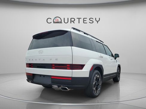 New 2026 Hyundai Santa Fe SEL image 3