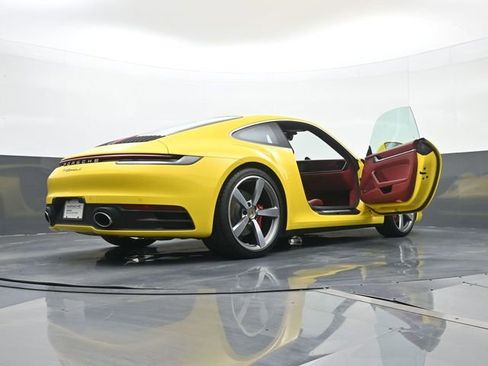 Certified 2024 Porsche 911 Carrera S RWD image 23