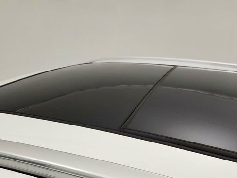 Used 2026 Genesis GV70 2.5T Advanced image 10