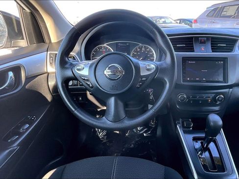 Used 2018 Nissan Sentra S w/ S Midnight Style Package image 5