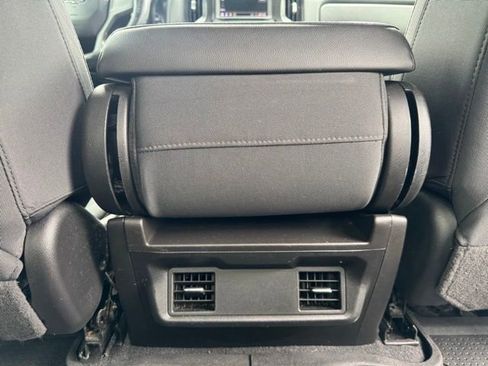 Used 2020 Chevrolet Silverado 1500 Custom Trail Boss w/ Custom Convenience Package AWD/4WD image 17