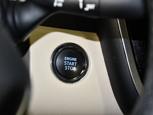 Used 2024 Toyota Camry XLE FWD image 24