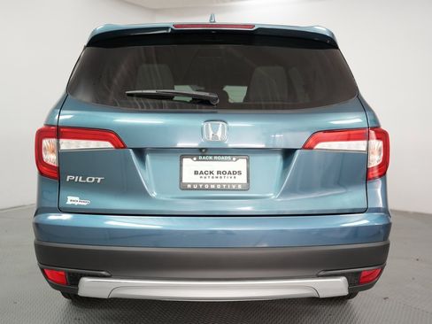 Used 2019 Honda Pilot EX image 9