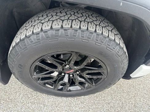 Used 2023 GMC Sierra 1500 Elevation w/ LPO, GMC Protection Package AWD/4WD image 9