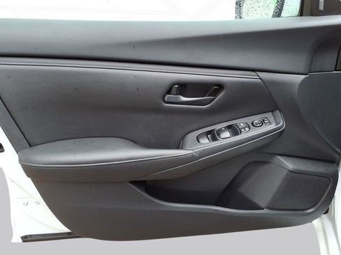 Used 2024 Nissan Sentra S image 10