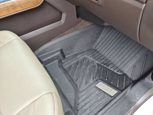 Used 2018 Chevrolet Silverado 1500 LTZ w/ Texas Edition RWD image 40