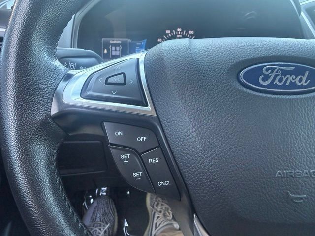Used 2024 Ford Edge SEL AWD/4WD image 23