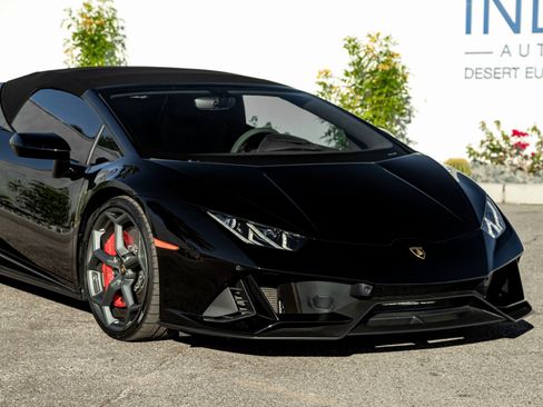 Used 2023 Lamborghini Huracan EVO image 7