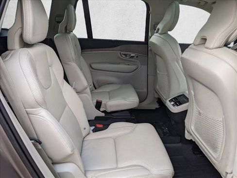 Used 2022 Volvo XC90 T6 Inscription w/ Advanced Package image 20
