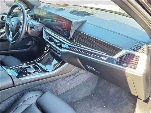 Used 2024 BMW X5 sDrive40i w/ Premium Package image 23