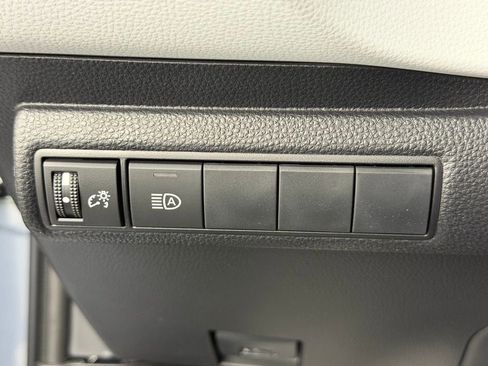 Certified 2026 Toyota Corolla SE FWD image 28