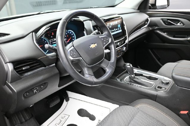 Used 2018 Chevrolet Traverse LT FWD image 14