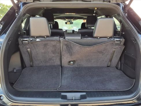 Used 2024 Toyota Highlander XSE image 13