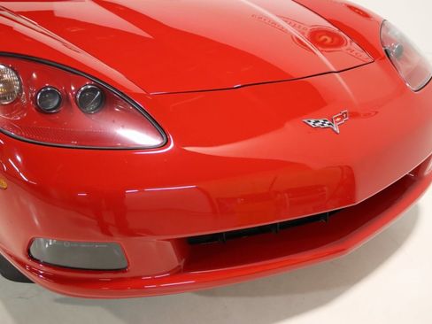 Used 2009 Chevrolet Corvette Convertible w/ Preferred Equipment Group image 30