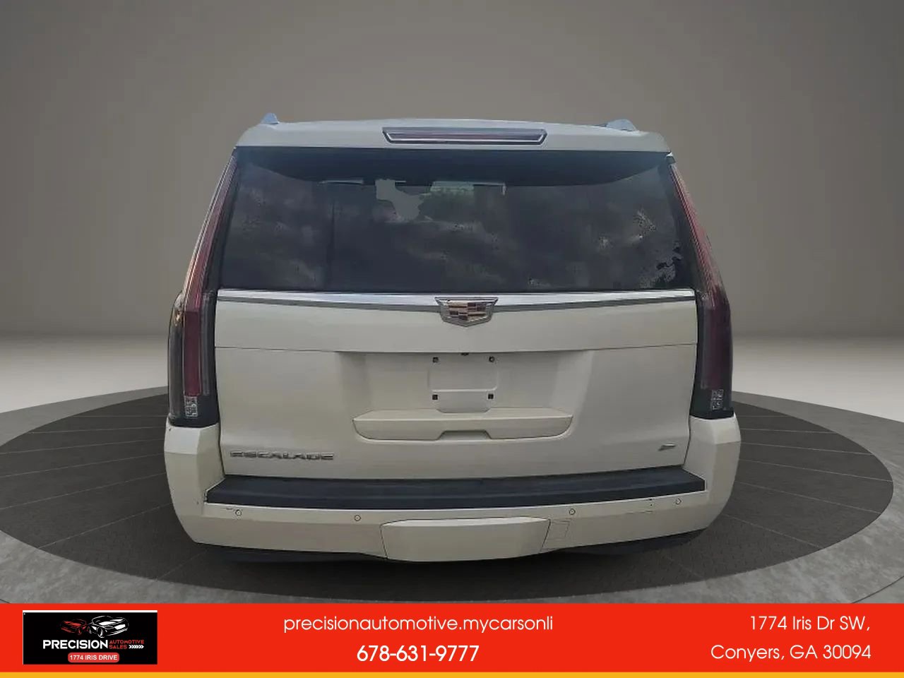 Used 2015 Cadillac Escalade Platinum AWD/4WD image 5