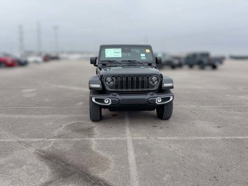 New 2026 Jeep Gladiator Sport image 2