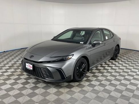 New 2026 Toyota Camry SE AWD/4WD image 1