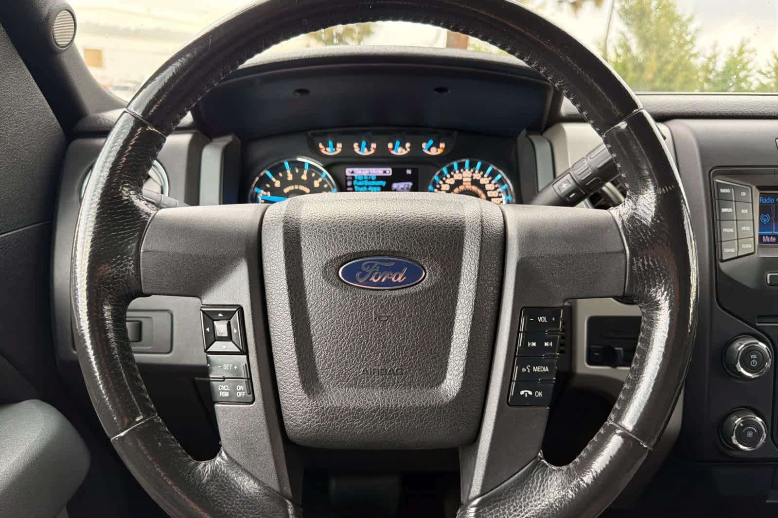 Used 2013 Ford F150 XLT w/ Luxury Equipment Group AWD/4WD image 23