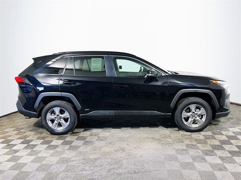 Certified 2025 Toyota RAV4 XLE image 9