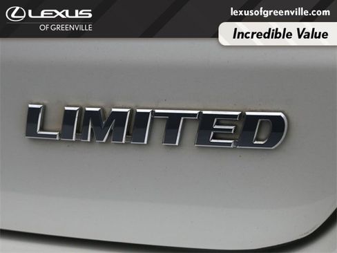 Used 2019 Toyota Highlander Limited image 11