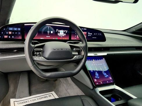 Used 2024 Lucid Air Pure RWD image 12