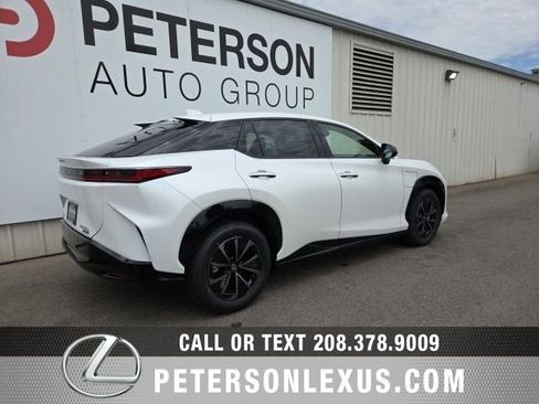 New 2026 Lexus RZ 450e AWD image 4
