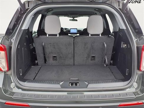 Used 2023 Ford Explorer XLT w/ Equipment Group 202A image 10