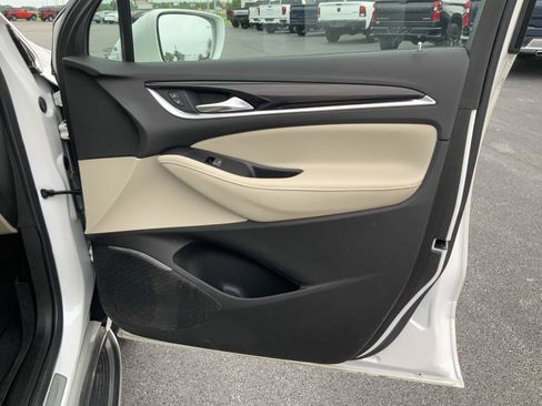 Used 2019 Buick Enclave Essence FWD image 61