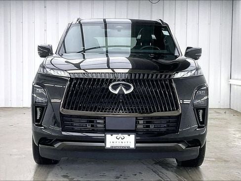 Certified 2025 INFINITI QX80 Autograph image 3