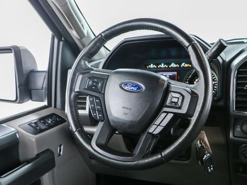 Used 2018 Ford F150 XLT w/ Equipment Group 302A Luxury AWD/4WD image 13