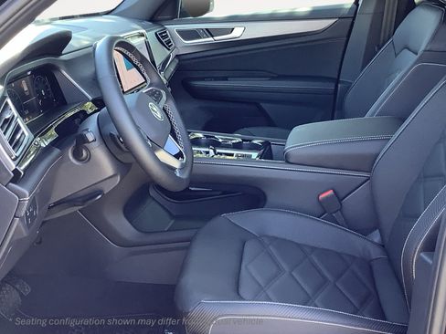 New 2026 Volkswagen Atlas Cross Sport SE image 22