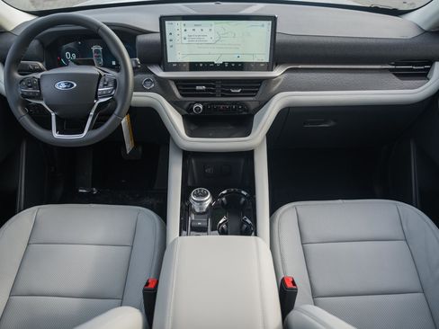 New 2026 Ford Explorer Platinum w/ LUX Leather Package image 24